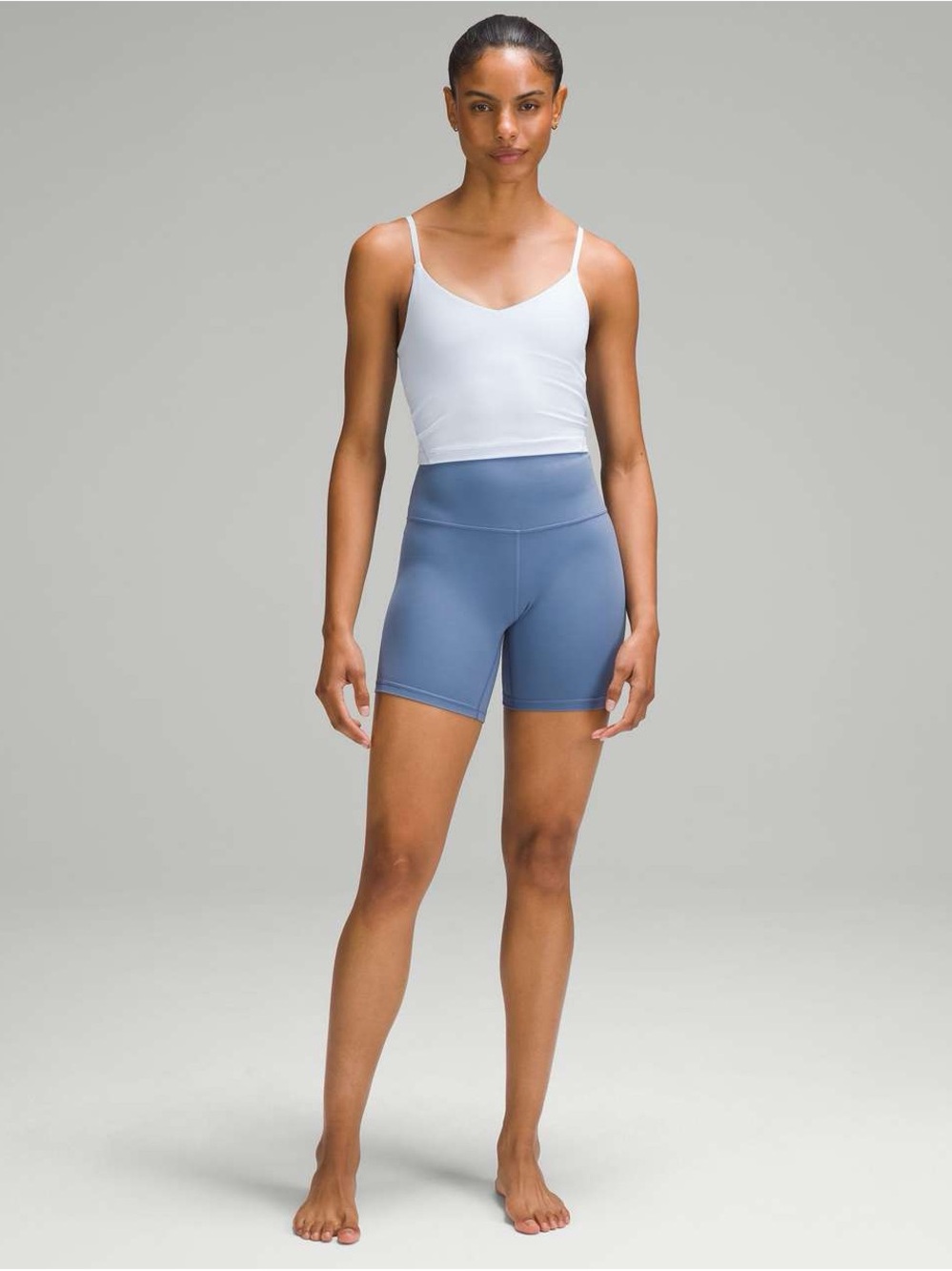 Lululemon Align High-Rise Short 6"
Oasis Blue Size 4